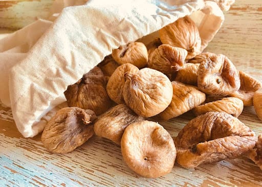 انجیر خشک برای قند خون با منبع طبیعی فیبر و مواد معدنی
